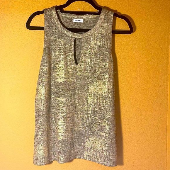DKNYC Tops - DKNYC 70s Glam Metallic Gold Sleeveless Keyhole Top M